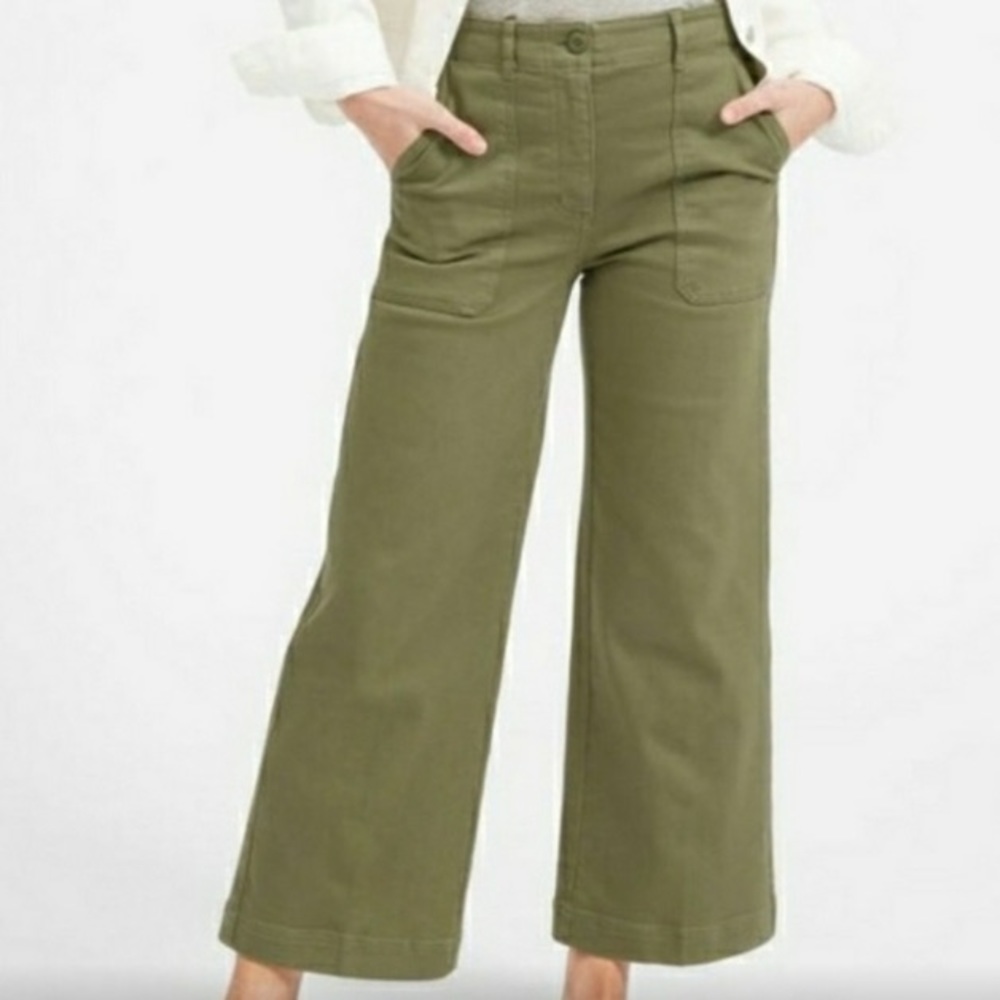 Everlane Wide Leg Cropped Utility Pant in Olive Green